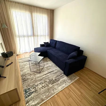 Coho City Apartments Mit Hauseigener Tiefgarage Vienna Exterior photo