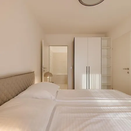 Coho City Apartments Mit Hauseigener Tiefgarage Vienna Exterior photo