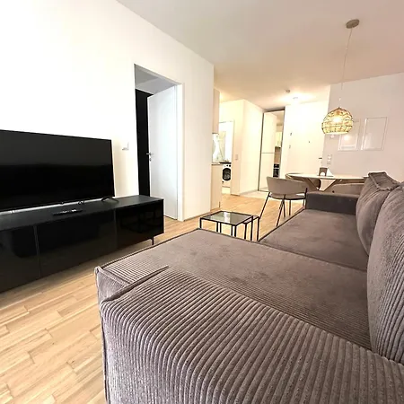Coho City Apartments Mit Hauseigener Tiefgarage Vienna Exterior photo
