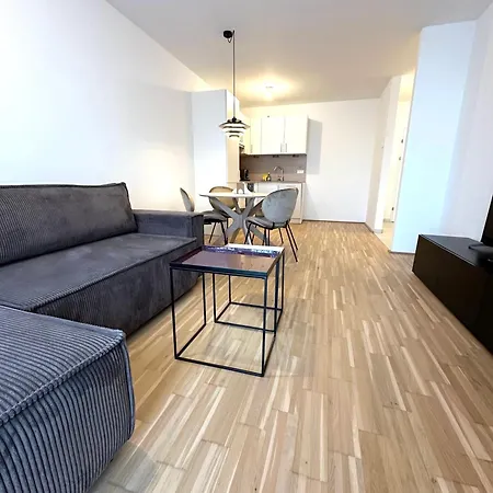 Coho City Apartments Mit Hauseigener Tiefgarage Vienna Exterior photo