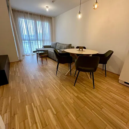 Coho City Apartments Mit Hauseigener Tiefgarage Vienna Exterior photo