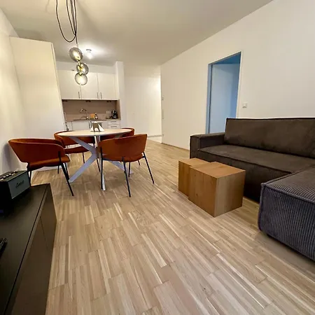 Coho City Apartments Mit Hauseigener Tiefgarage Vienna Exterior photo