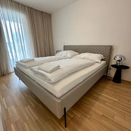 Coho City Apartments Mit Hauseigener Tiefgarage Vienna Exterior photo