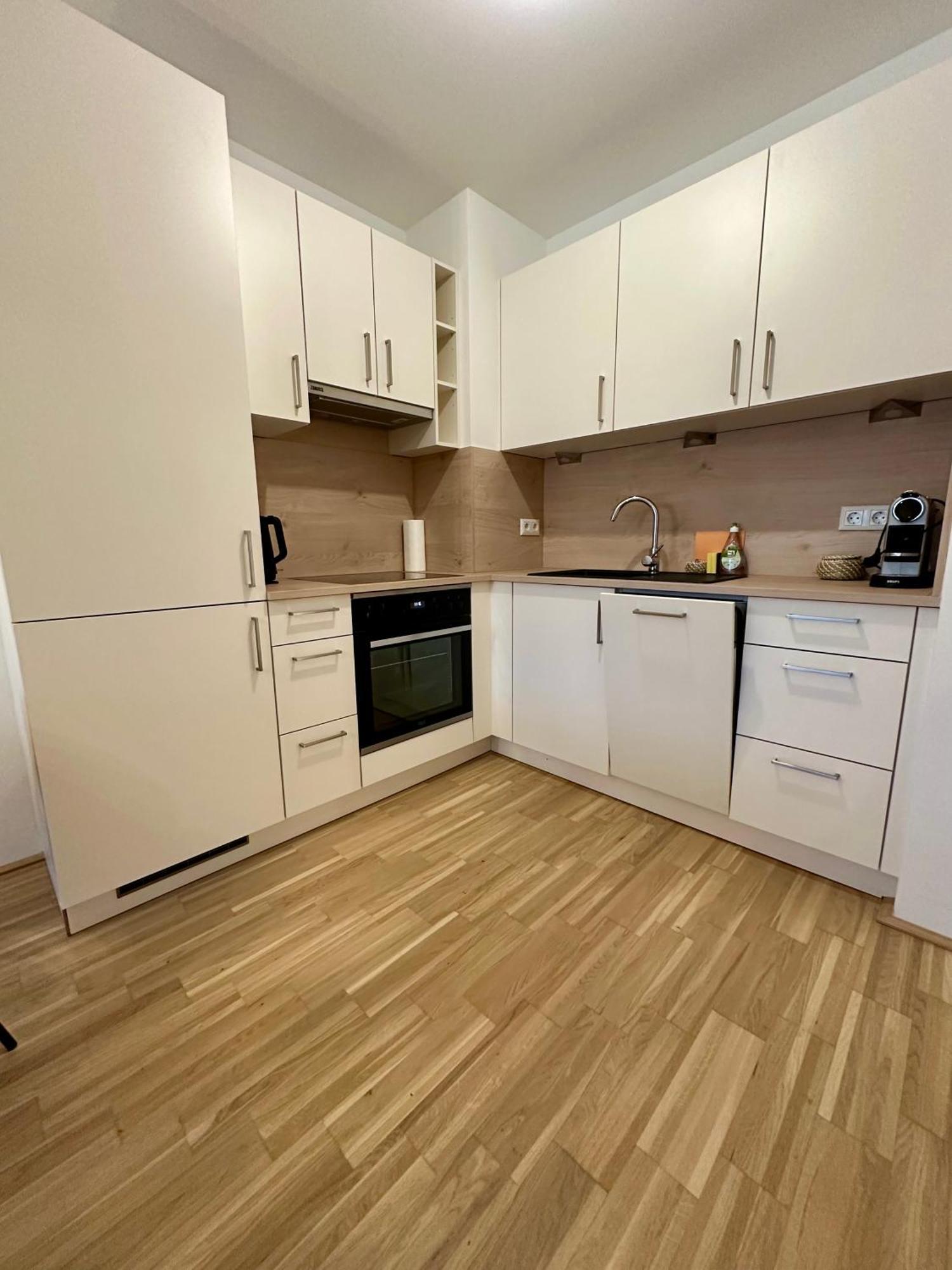 Coho Mit Hauseigener Tiefgarage Apartment Wien